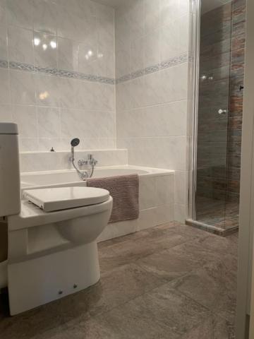 Bed And Breakfast Devijfbees Barendrecht Exterior foto